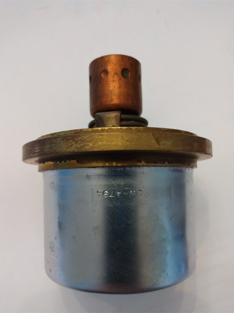 4W4794 Thermostat
